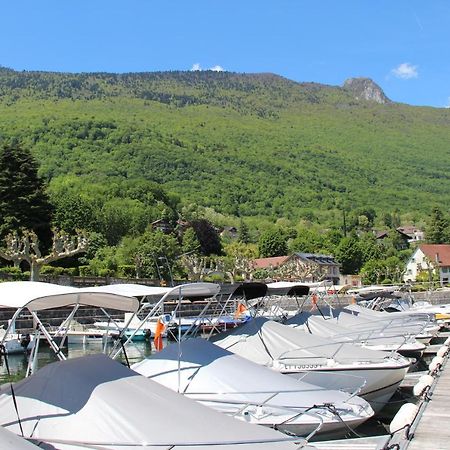 Pause Detente Sur La Port Du Bourget Du Lac Le Bourget-du-Lac Exterior foto