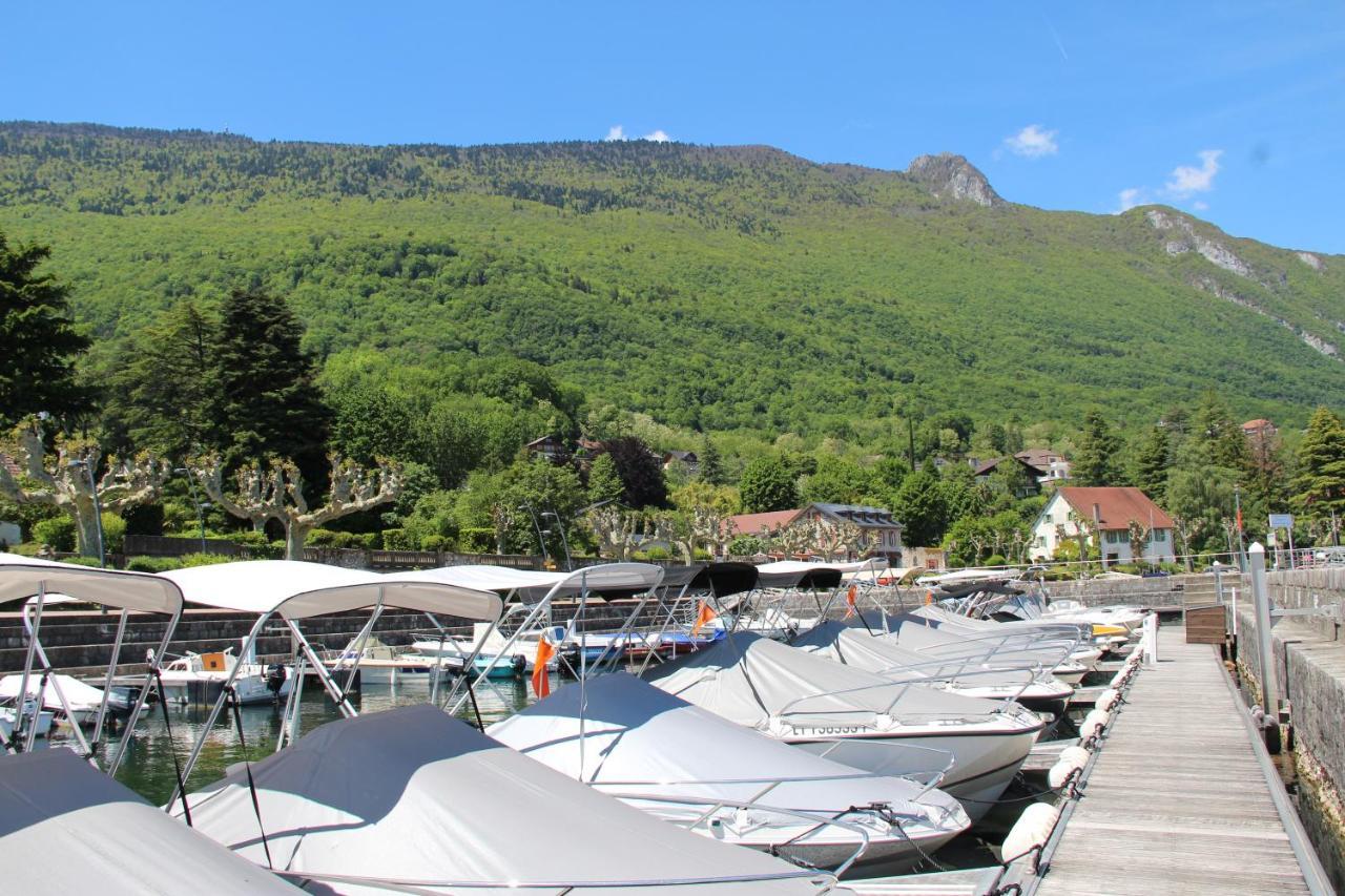 Pause Detente Sur La Port Du Bourget Du Lac Le Bourget-du-Lac Exterior foto
