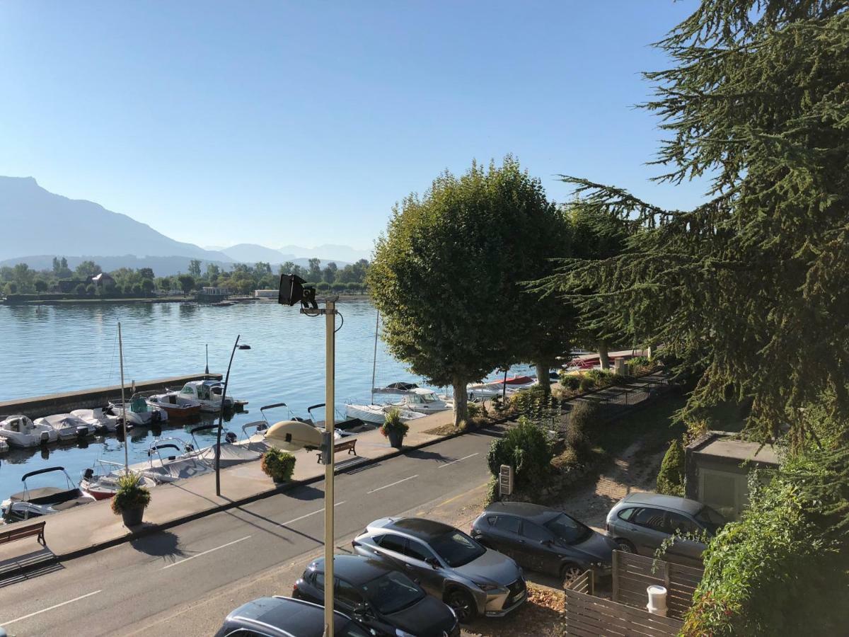 Pause Detente Sur La Port Du Bourget Du Lac Le Bourget-du-Lac Exterior foto
